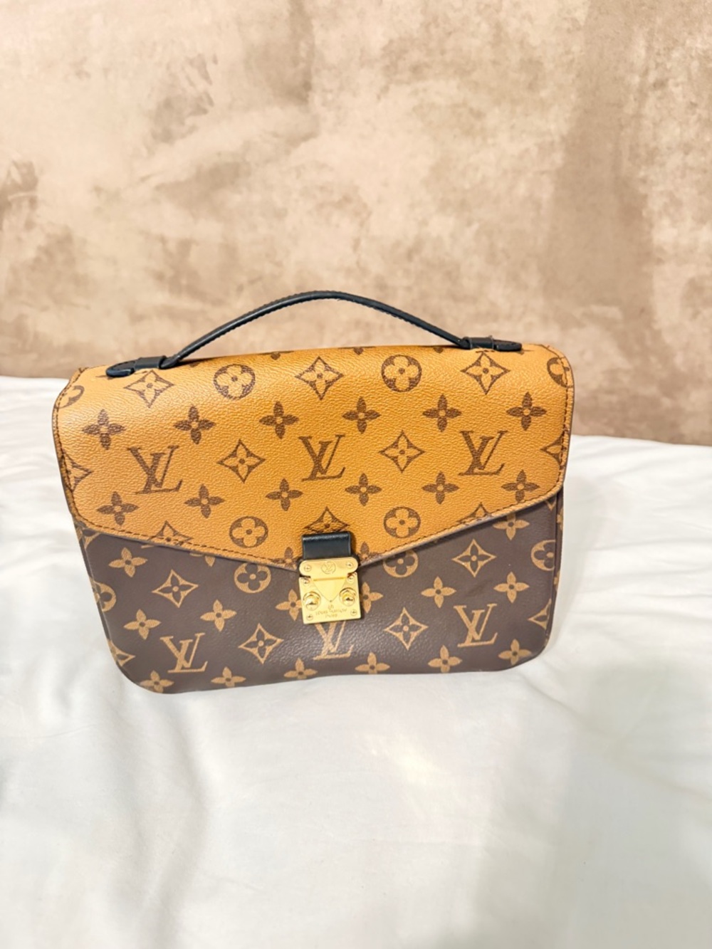Two-Tone Flap Crossbody in Brown and Tan - Picture 6 of 6